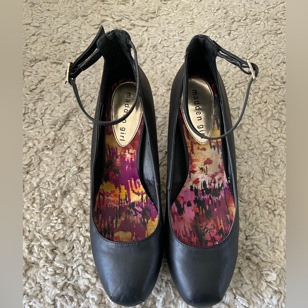 ✨Madden Girl Heels 👠 - 8 1/2